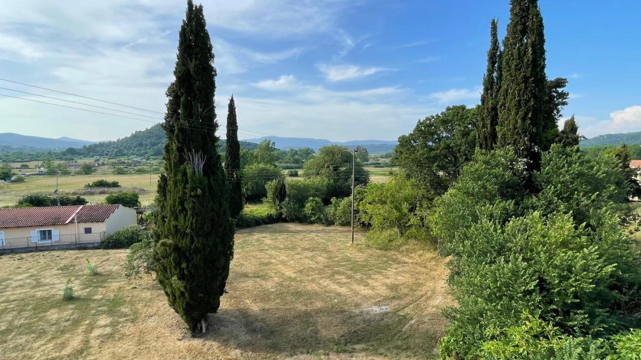 Villa Deza Ermones Exteriör bild